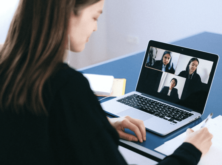 Why Businesses Are Outsourcing Customer Support in 2026